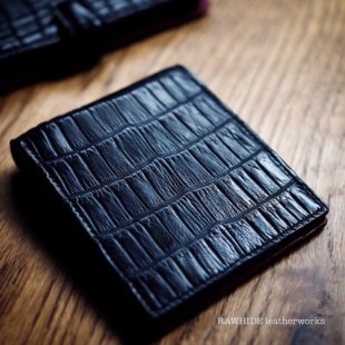 長崎の革製品工房 ローハイド オフィシャルブログ オーダーのiphoneケースとマネークリップ